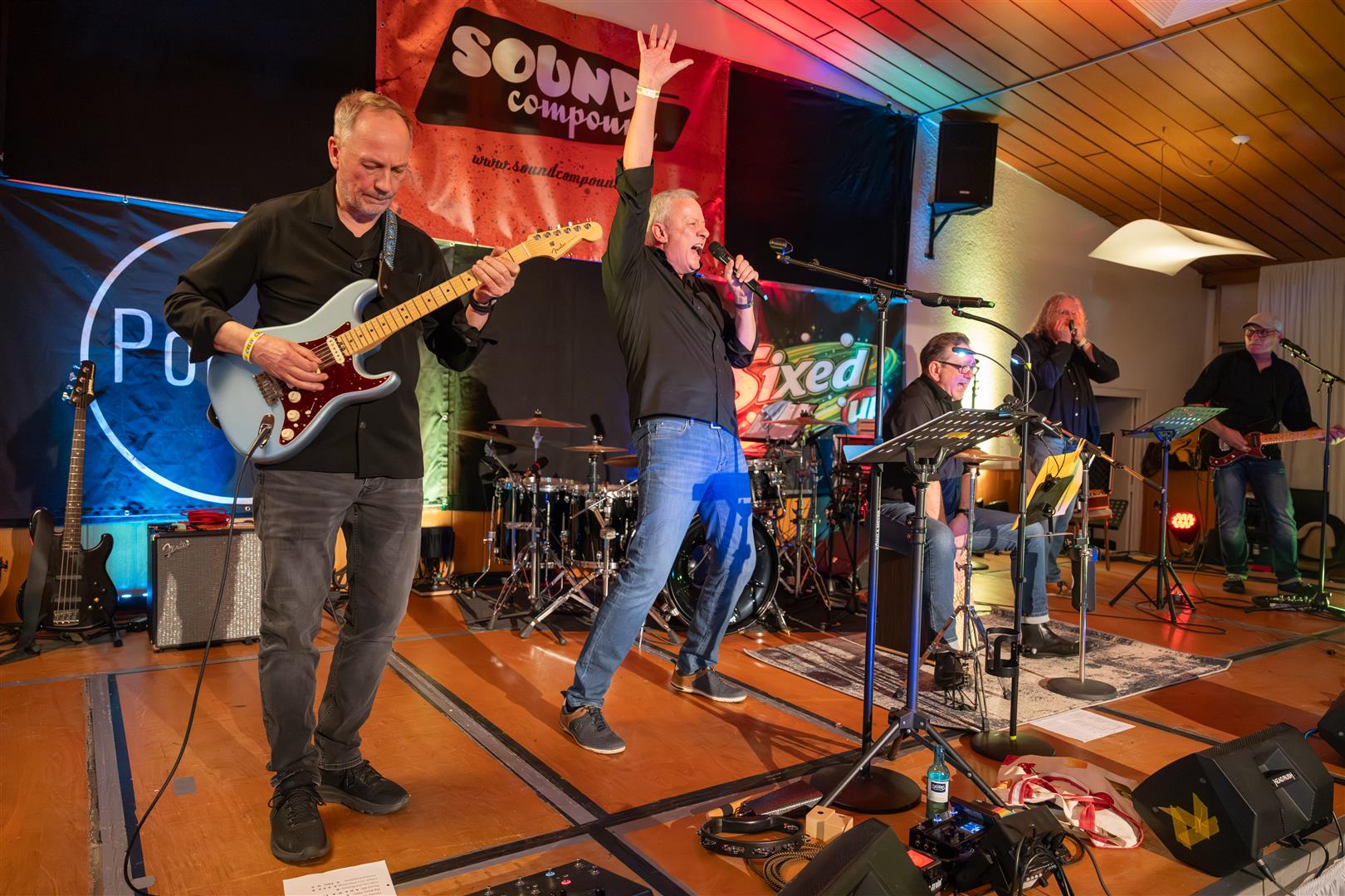 Soundcompound Live auf der Bühne